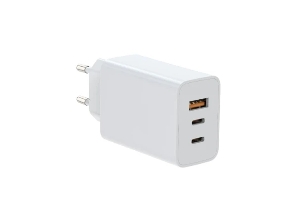 Fulmova GaN PD 65 W kućni punjač sa USB-C kablom