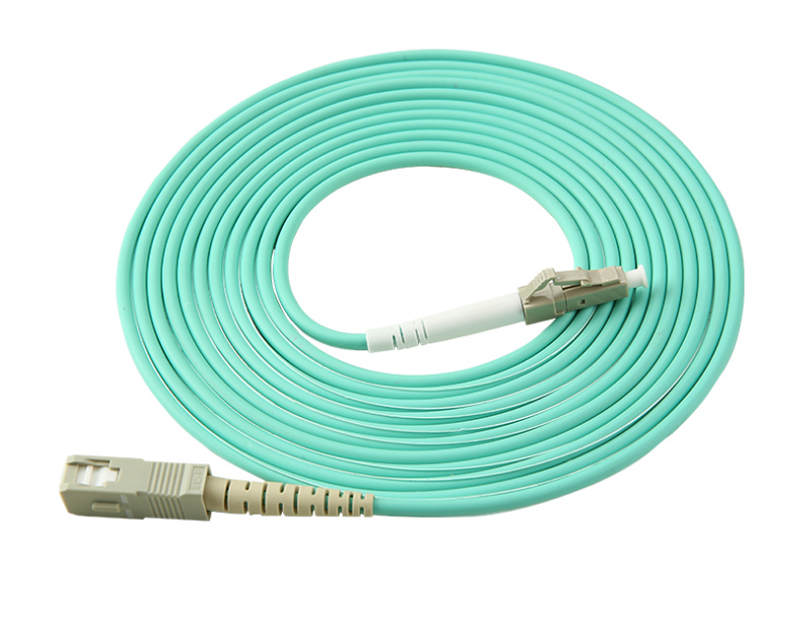 MAXPRO LINE OM3 optički patch kabl SC/UPC–LC/UPC, 3 m simplex