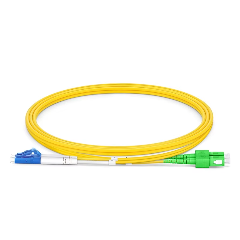 CIP SC/APC–LC/UPC duplex optički patch kabl 2 m