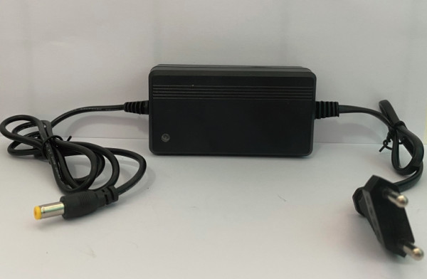Gembird NPA-AC46 adapter za napajanje 12 V / 2 A, 24 W, DC 5,5 × 2,1 mm