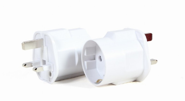 Gembird A-AC-EUFUKM-01 putni adapter EU Schuko na UK, 13 A