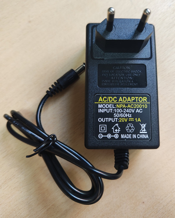 Gembird NPA-AC20010 mrežni adapter 20 V / 1 A, 20 W