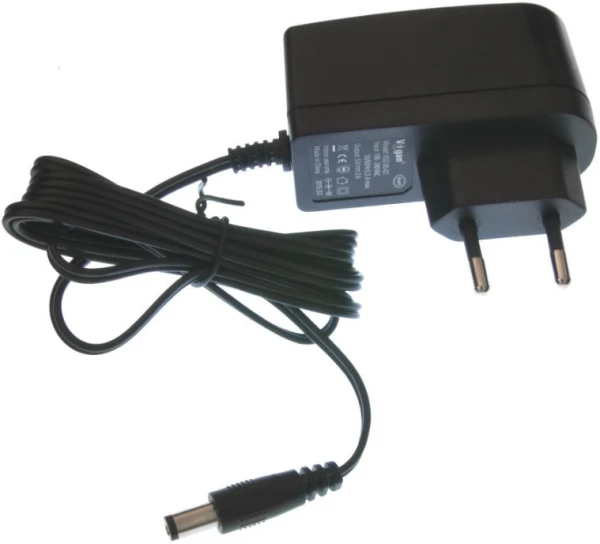 Ispravljač 5 V / 1,5 A, crni, DC konektor 5,5 mm