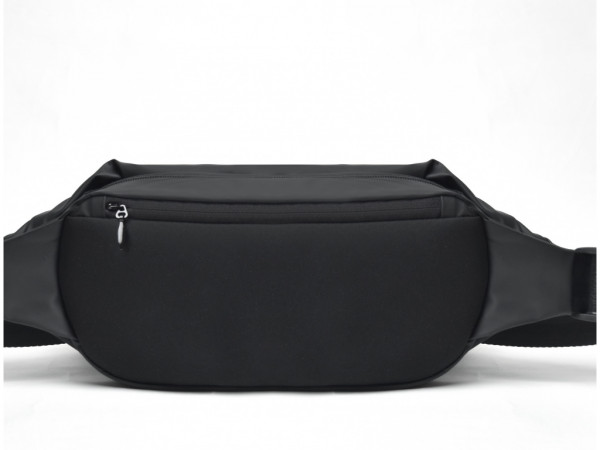 Xiaomi Mi Sports Fanny Pack crna sportska torbica, 2,25 l