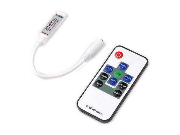 XLED SUN-TH-13 mini RGB kontroler sa daljinskim upravljačem