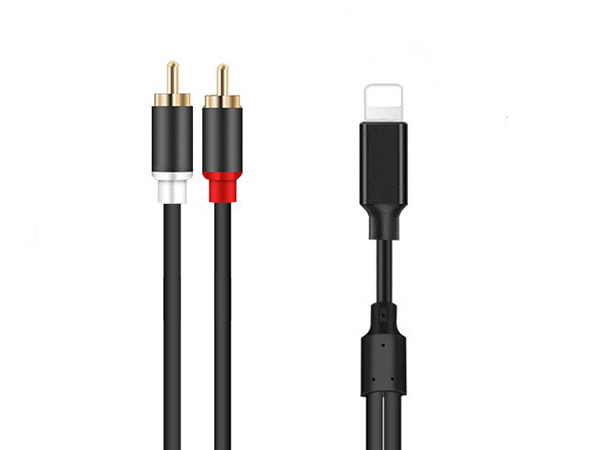 Xwave Lightning na 2x RCA kabl 1,2 m