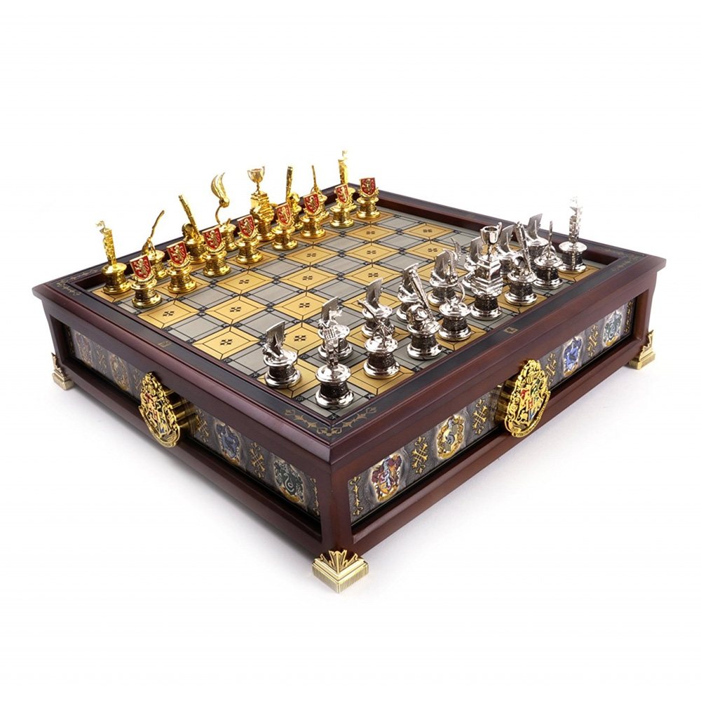 Noble Collection Harry Potter Quidditch šahovski set NN7109